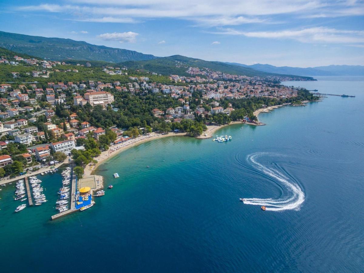 Apartments Ruza Crikvenica Exteriör bild
